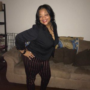 Meet your Posher, Ebony